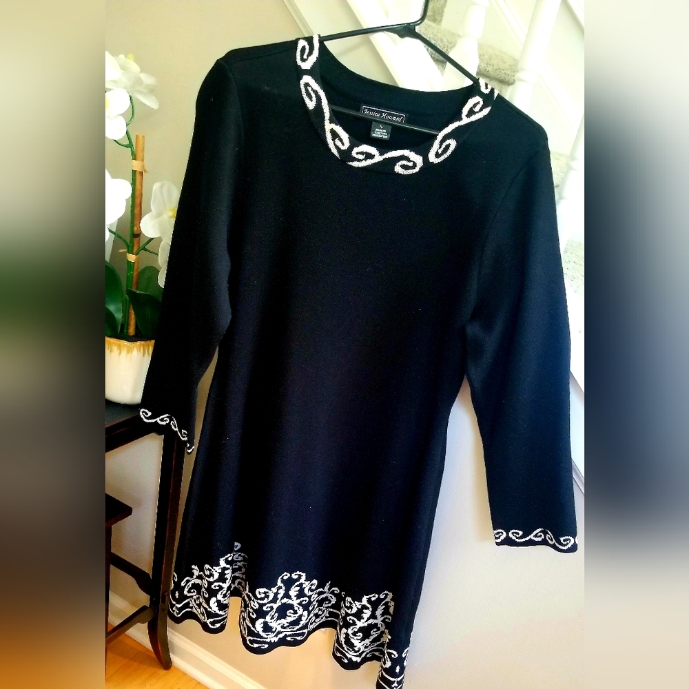 Jessica Howard Black Dress with White Pattern